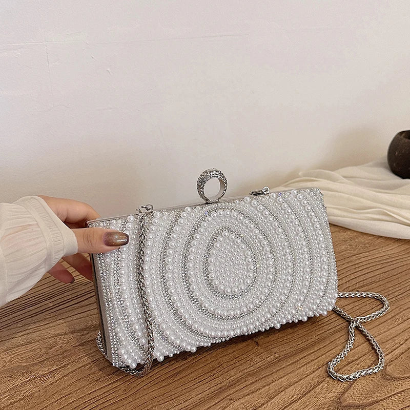 Bolsa Carteira Com Brilhantes,Elegante e Requintada.