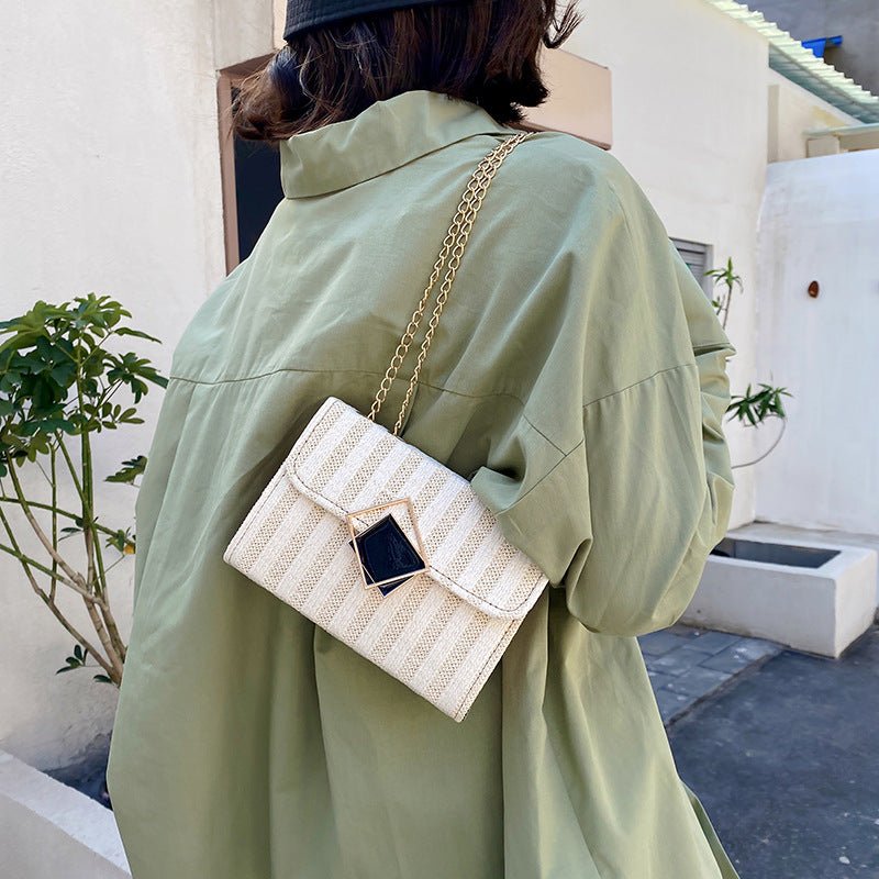 Bolsa Feminina Transversal com Alça de Corrente - VEZTIVIA