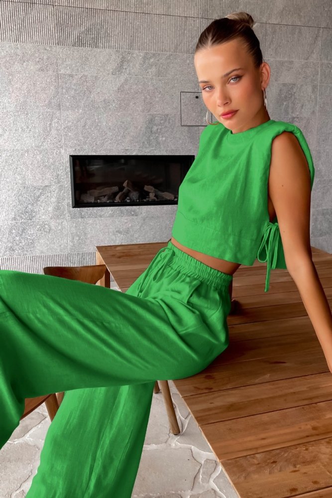 Conjunto Feminino de Algodão e Linho: Blusa Sem Mangas e Calça - VEZTIVIA