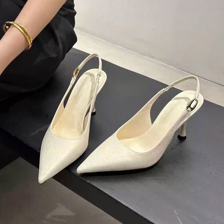 Sandália Scarpins Feminina Bico Fino e Salto Baixo - VEZTIVIA