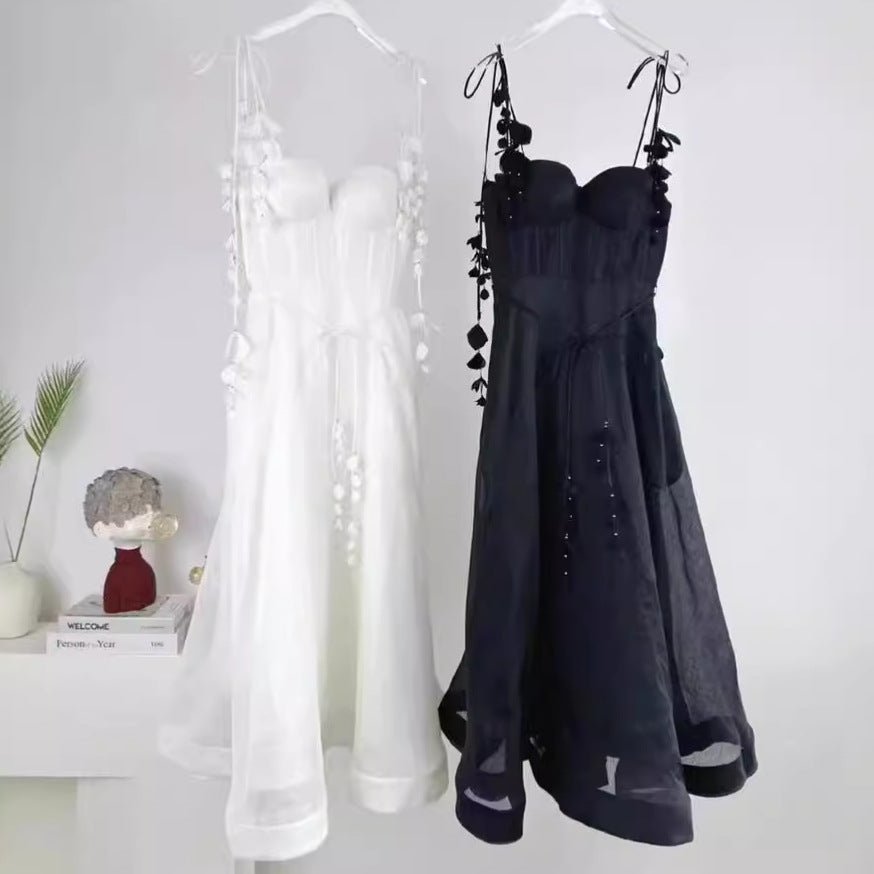 Vestido Midi em Linho e Seda com Decote Pétala e Cintura Marcada - VEZTIVIA
