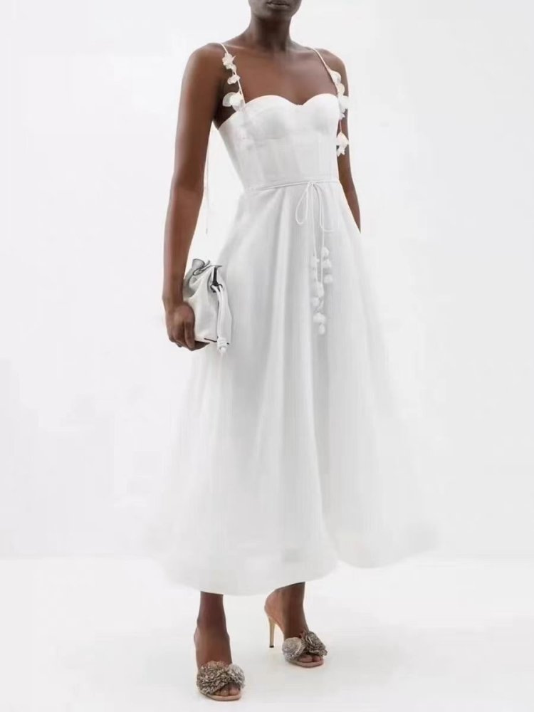 Vestido Midi em Linho e Seda com Decote Pétala e Cintura Marcada - VEZTIVIA